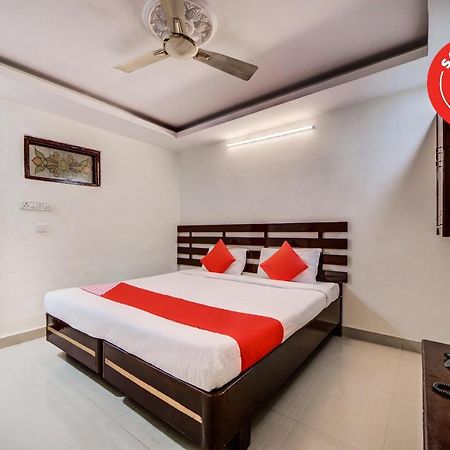 Oyo 33504 Hotel Ananda Inn Хайдарабад Экстерьер фото