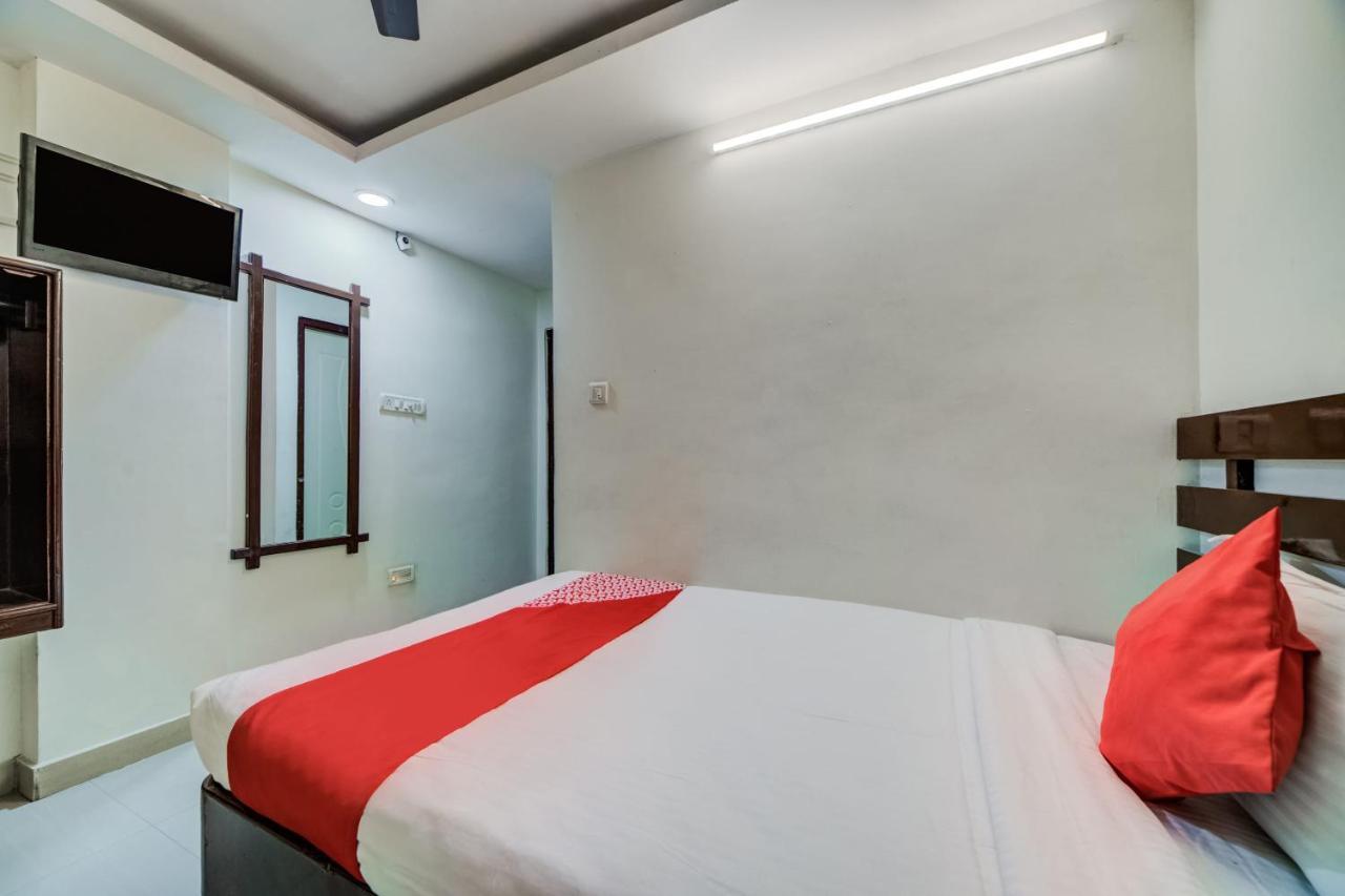 Oyo 33504 Hotel Ananda Inn Хайдарабад Экстерьер фото