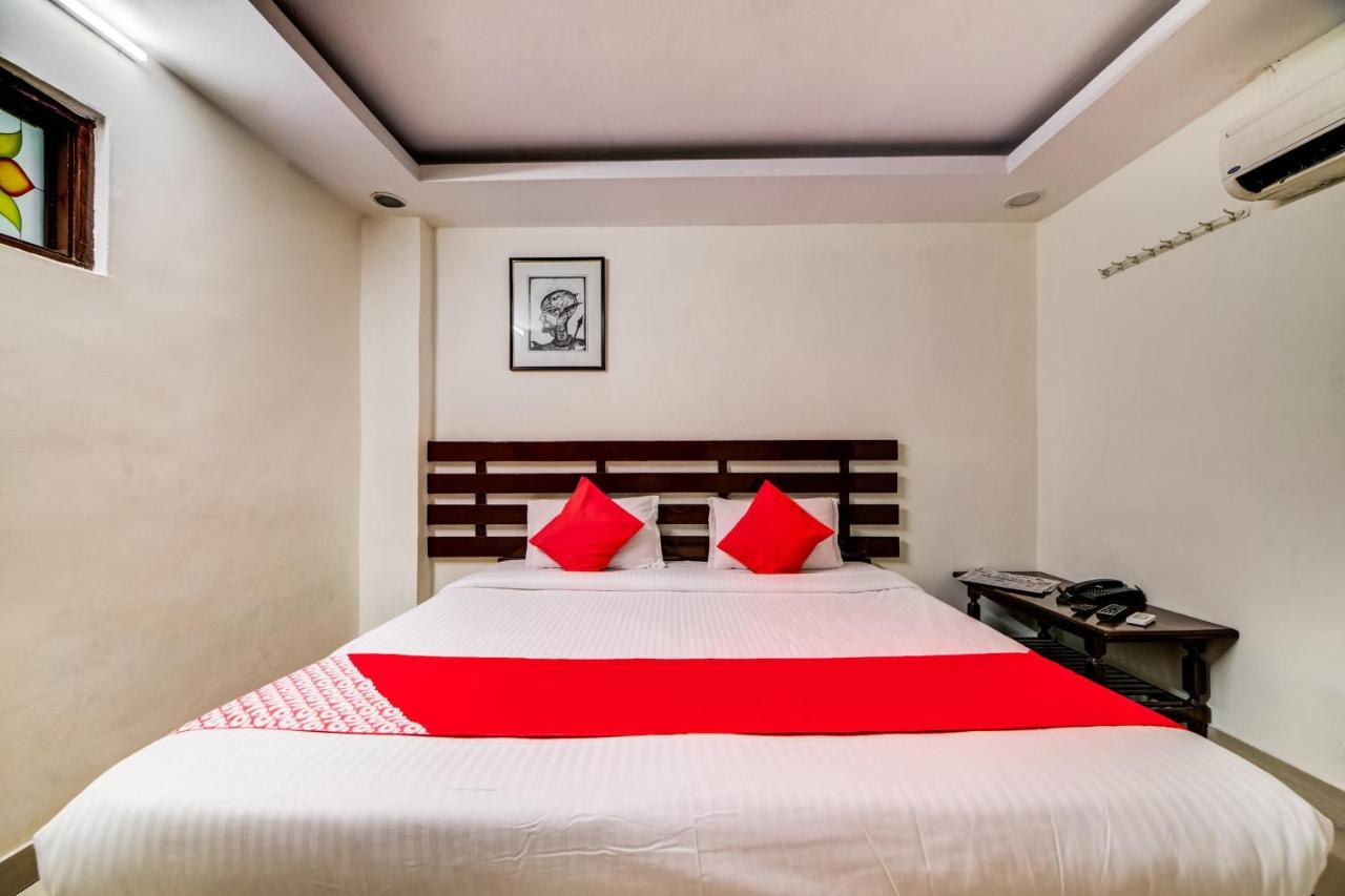Oyo 33504 Hotel Ananda Inn Хайдарабад Экстерьер фото